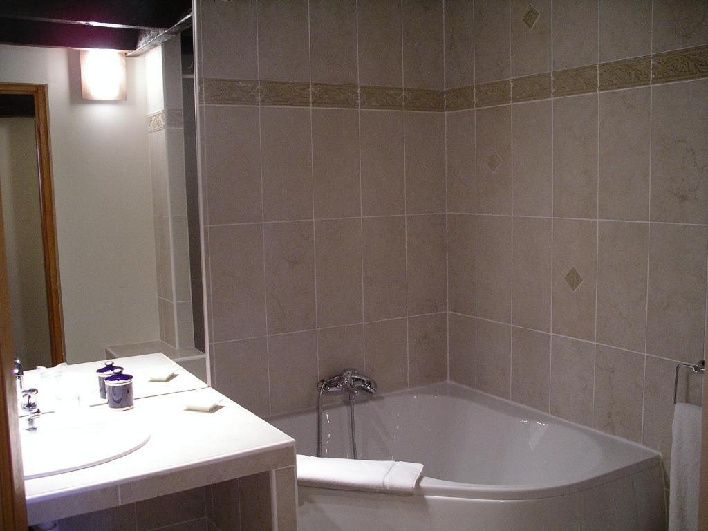 La Bergerie Du Cap Hotel Agde Bilik gambar